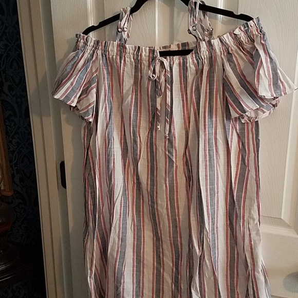 Dress - Picture 1 of 1